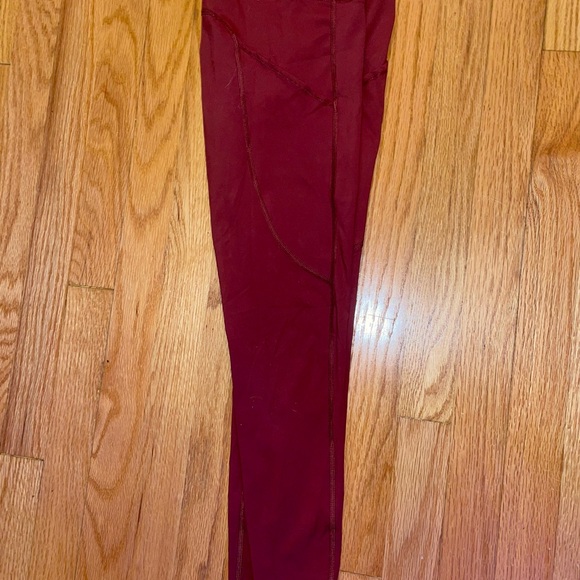 Tlf women’s Burgundy Leggings work out sport leisure size small mid calf/ankle - Picture 6 of 8
